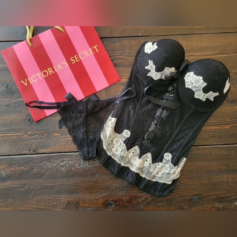 NEW NWOT Victorias Secret Black Lace Bustier and Thong Set-34D,M